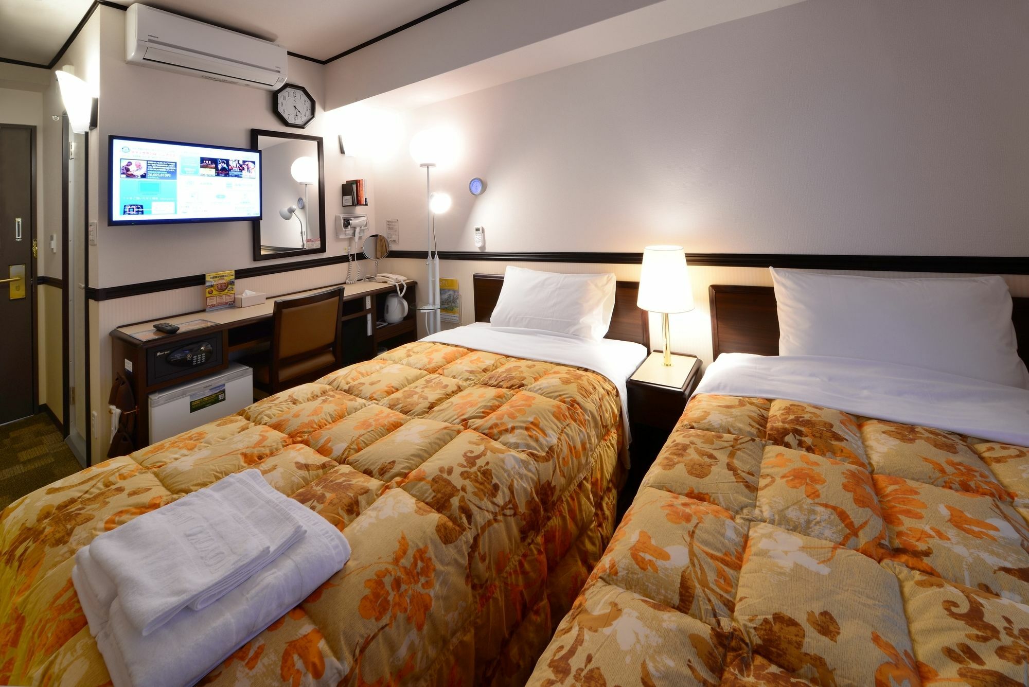 Toyoko Inn Hamamatsu Eki Kita Guchi Buitenkant foto